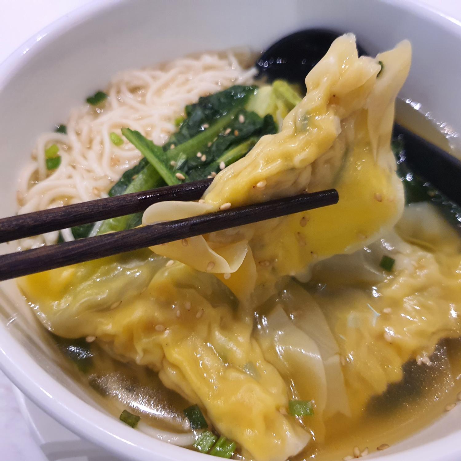 Prawn Dumpling Soup Noodle