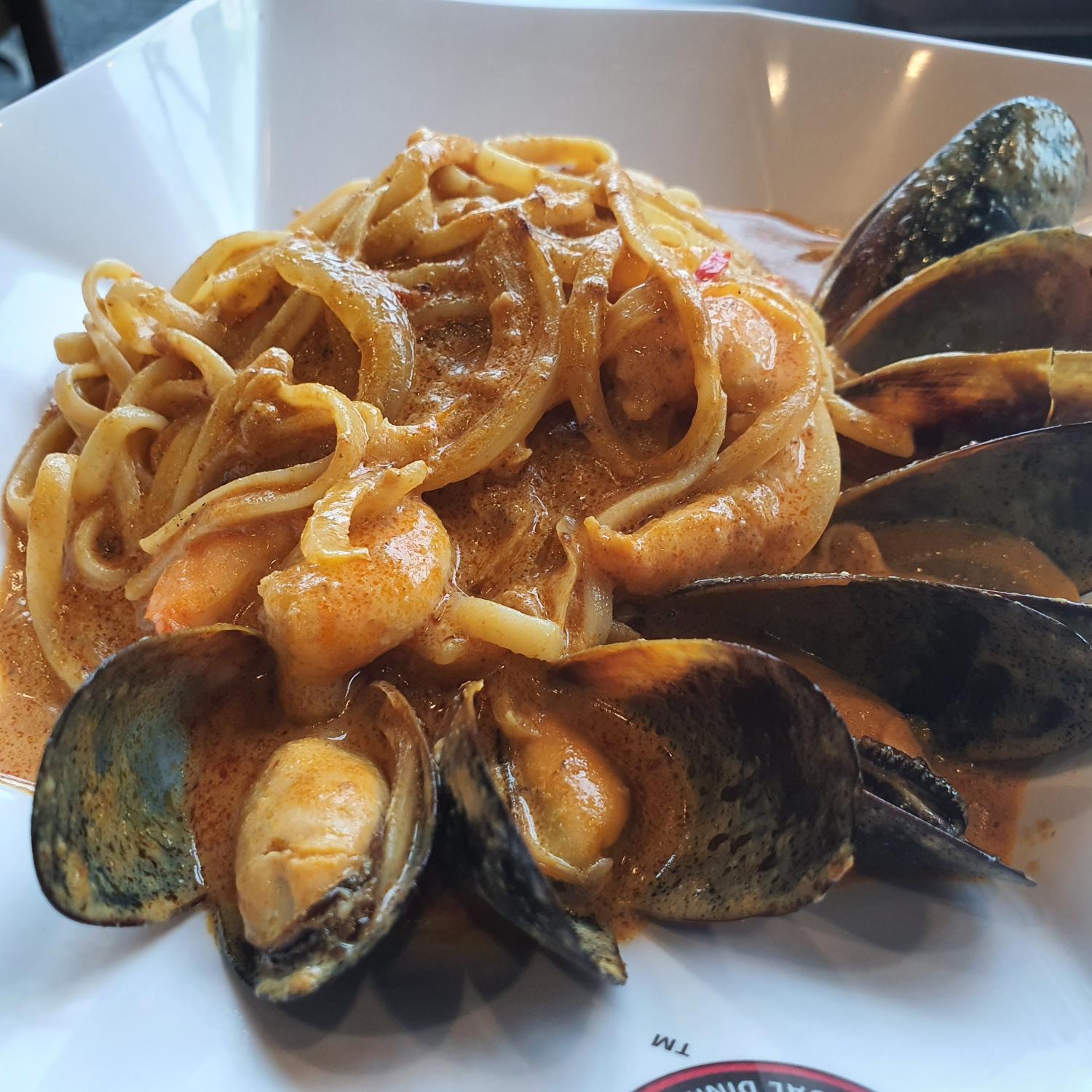 Laksa Seafood Linguine