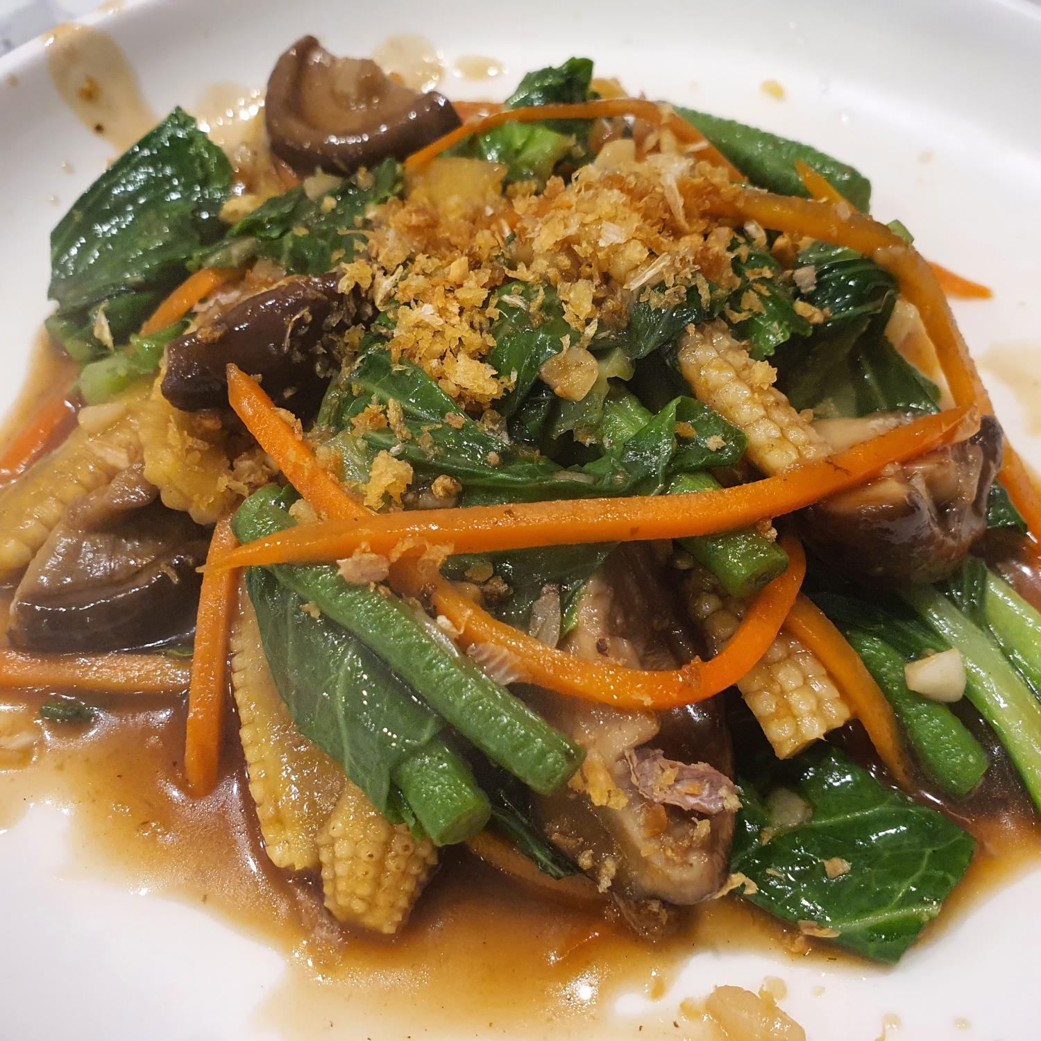 Stir-fried Mixed Vegetable with Mushroom