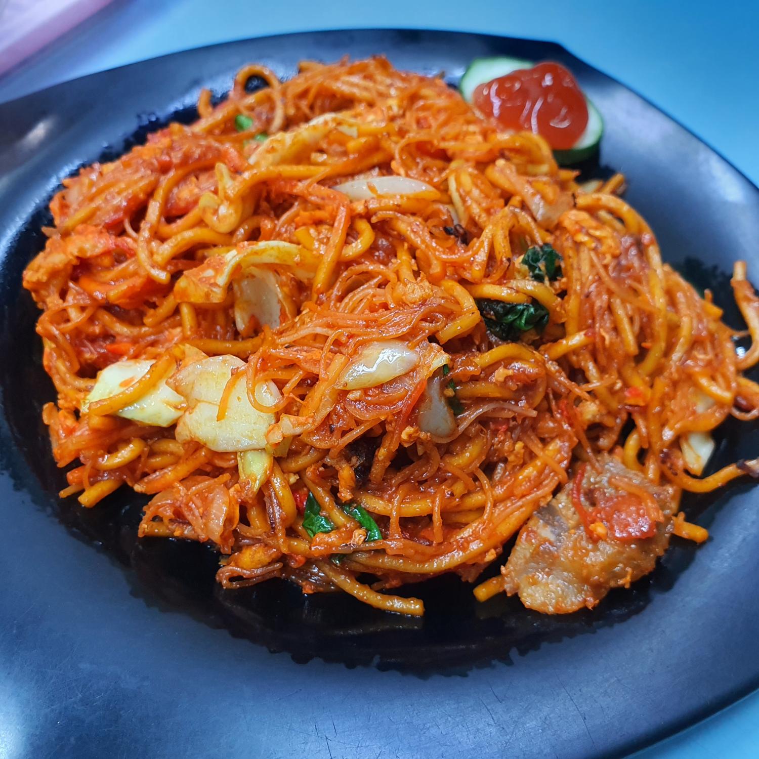 Mee Goreng Kahwin