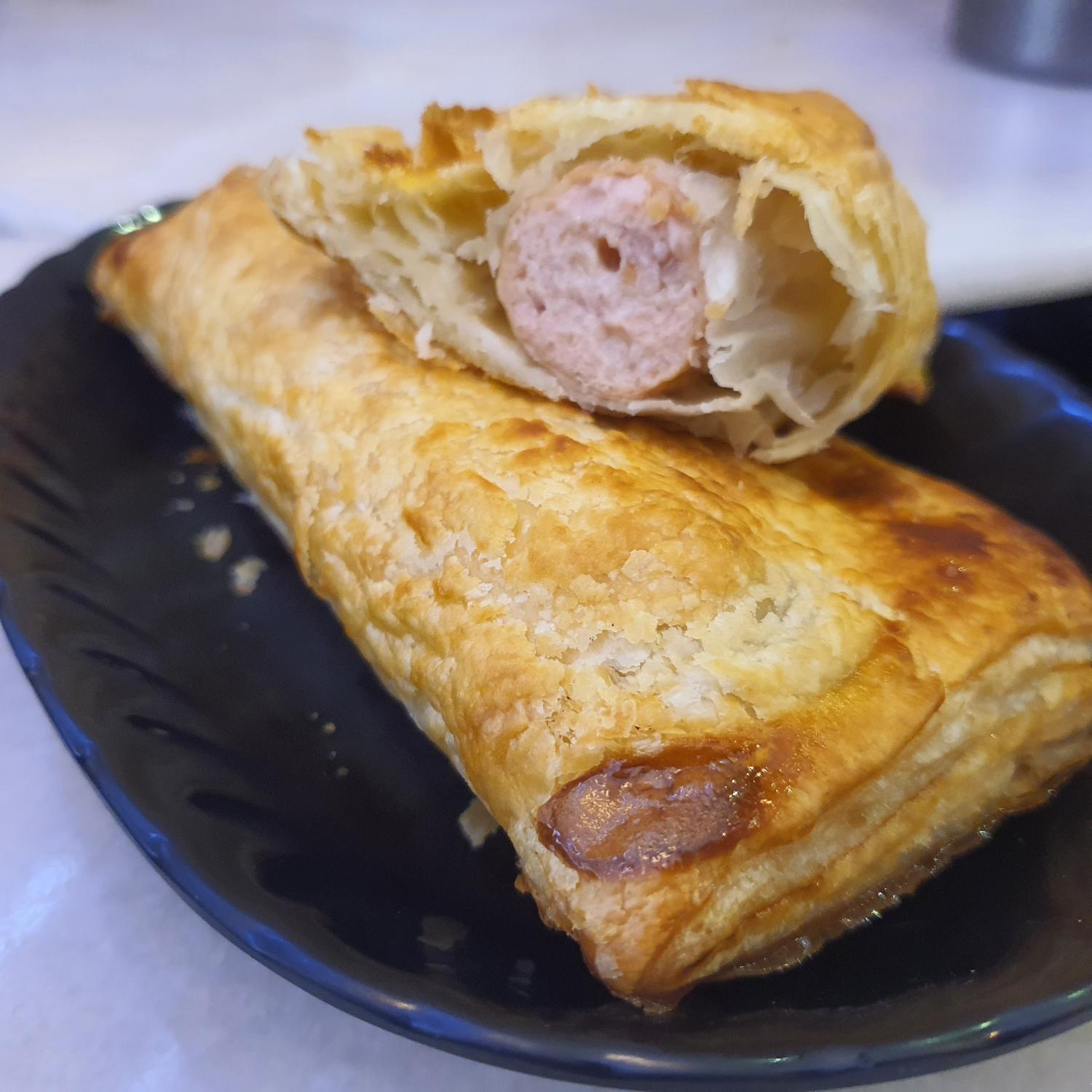 Jumbo Sausage Puff