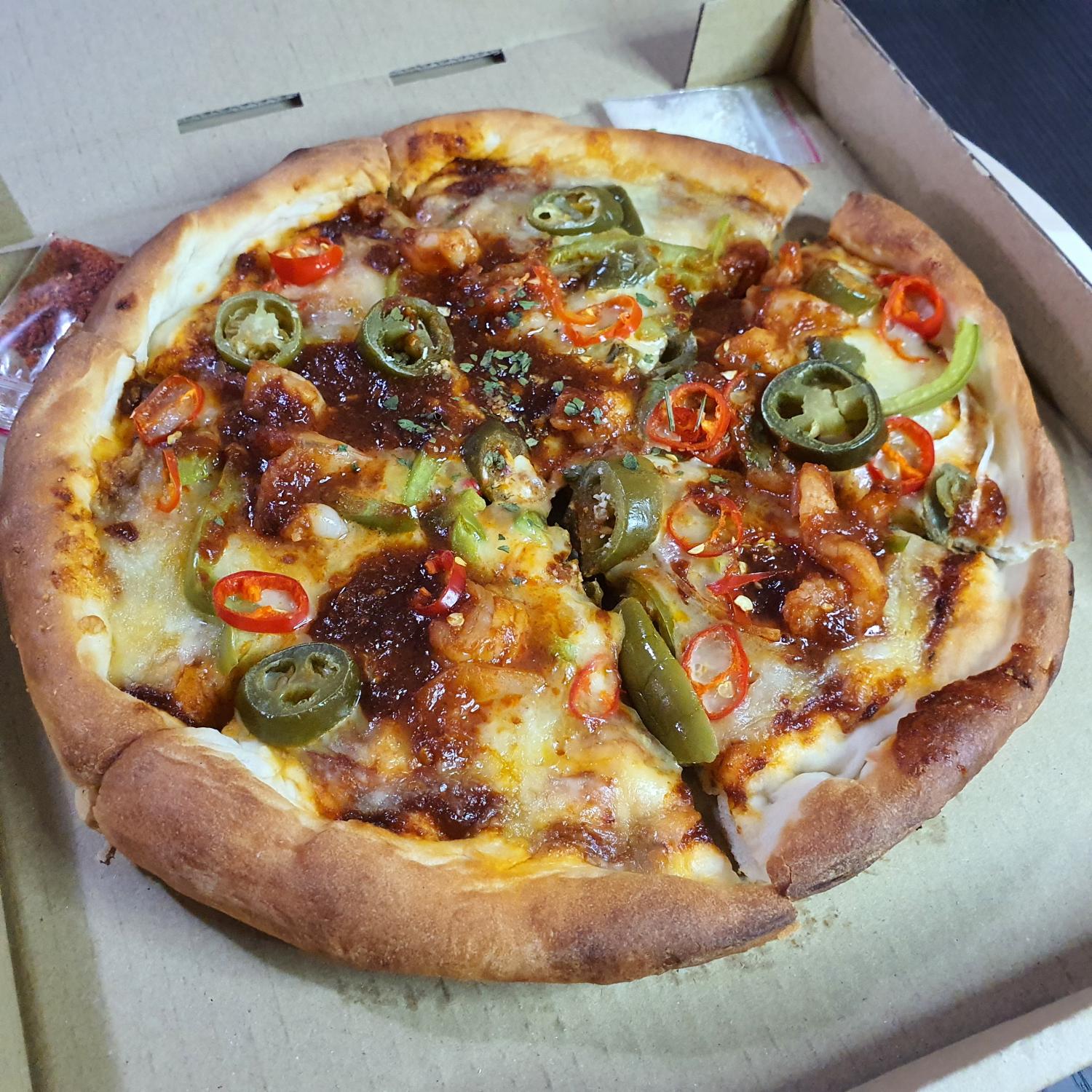 Sambal Prawn Pizza