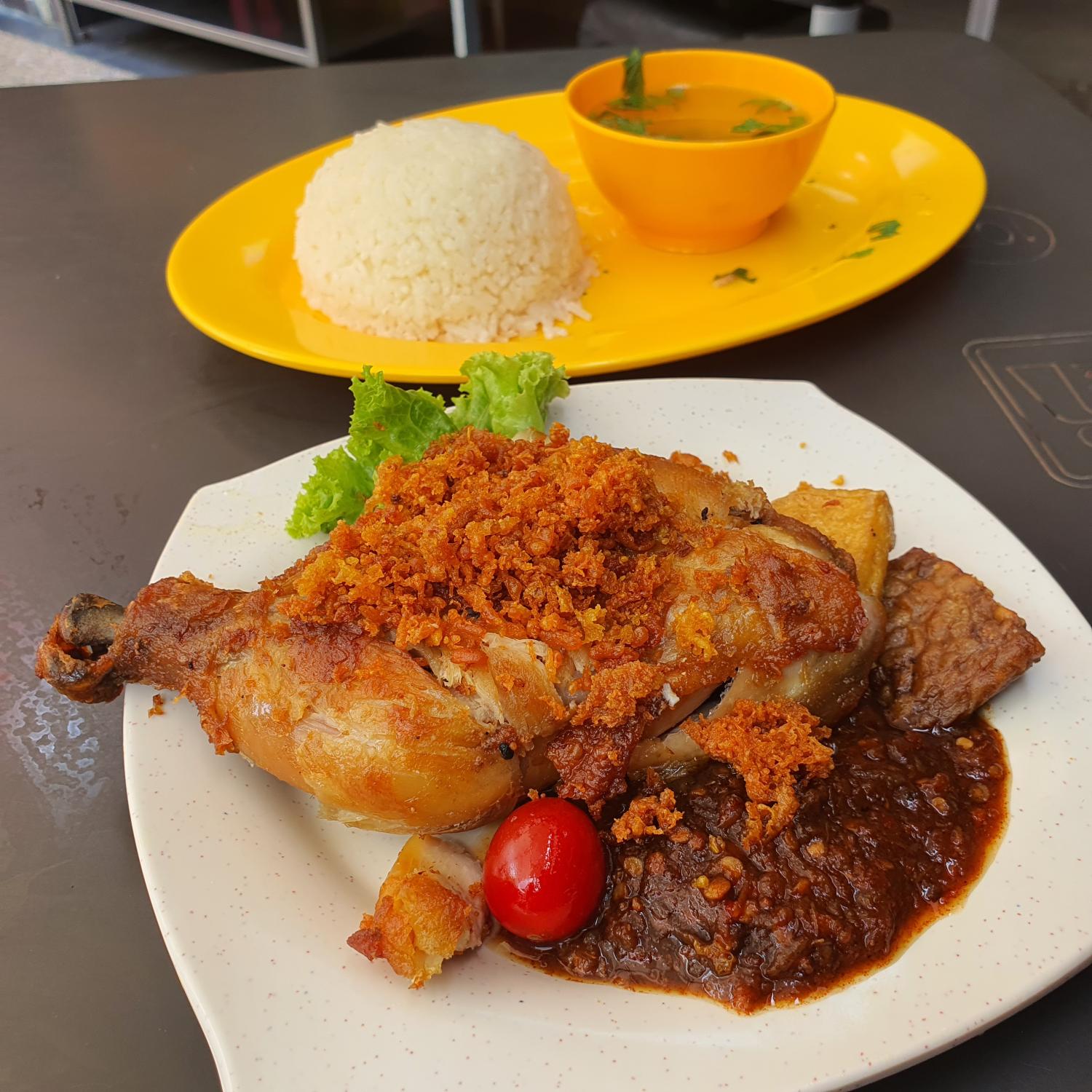 Nasi Ayam Penyet