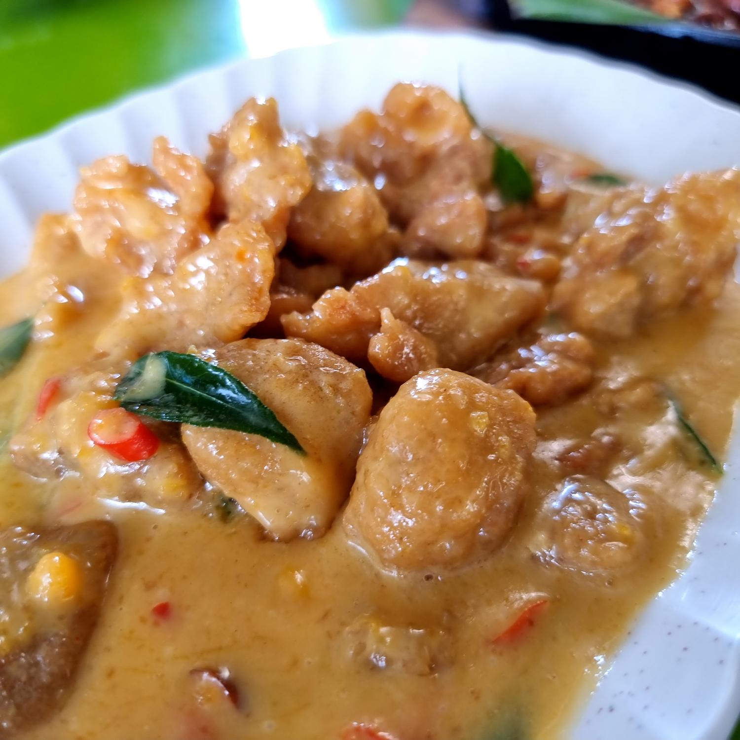 Salted Egg Chicken Cubes