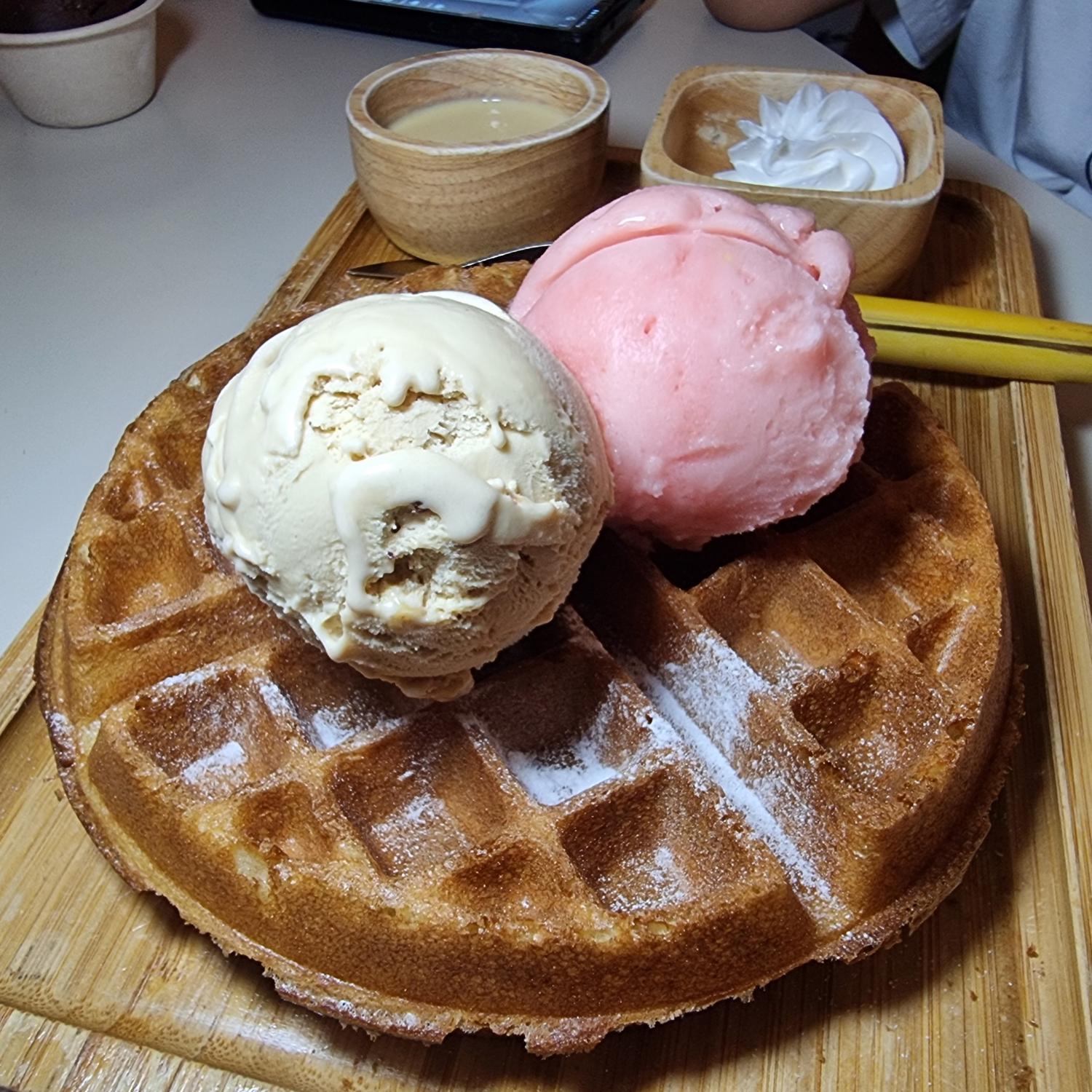 Waffles Ice Cream