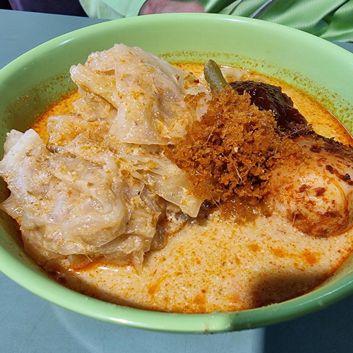 Lontong 