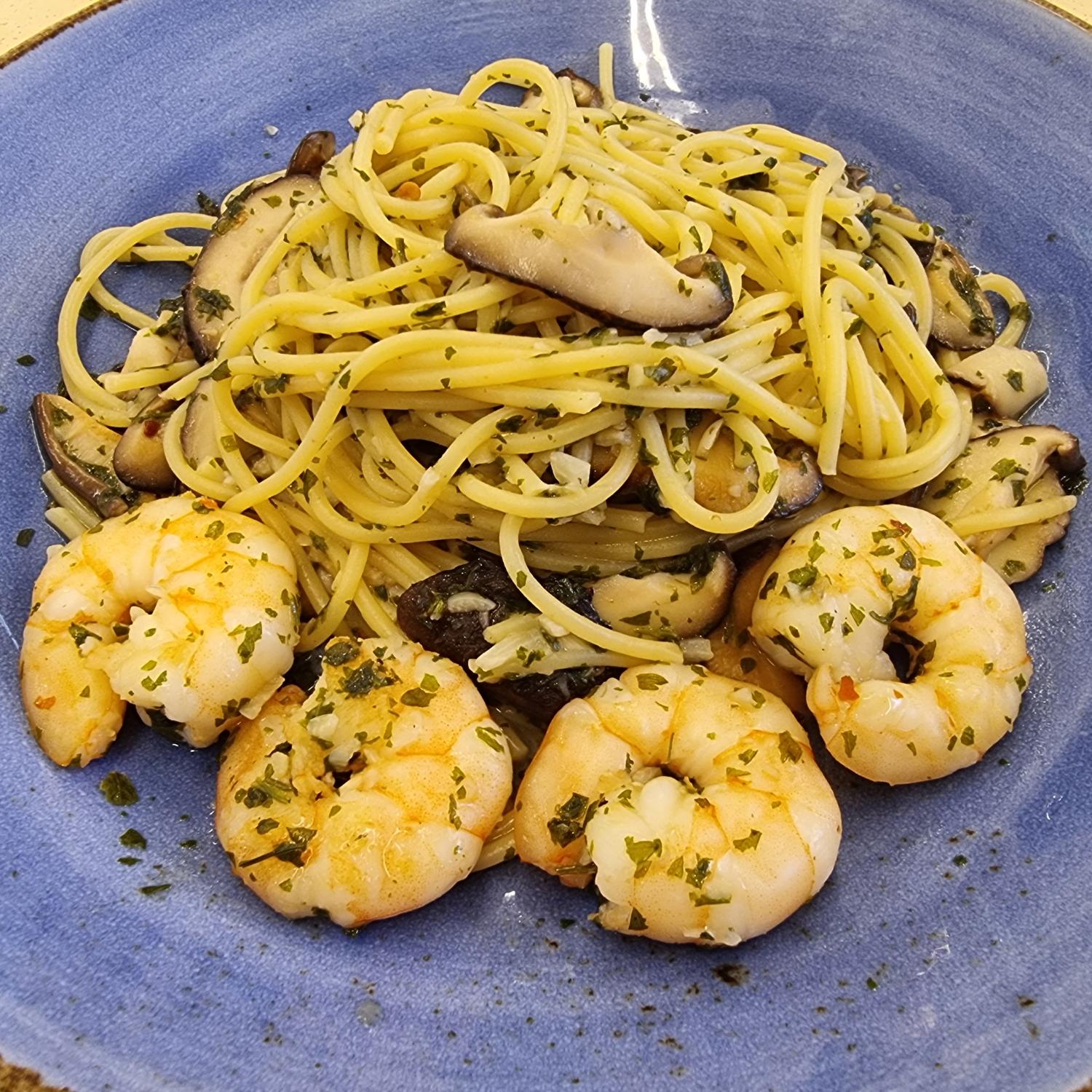 Prawn and Shrooms Aglio