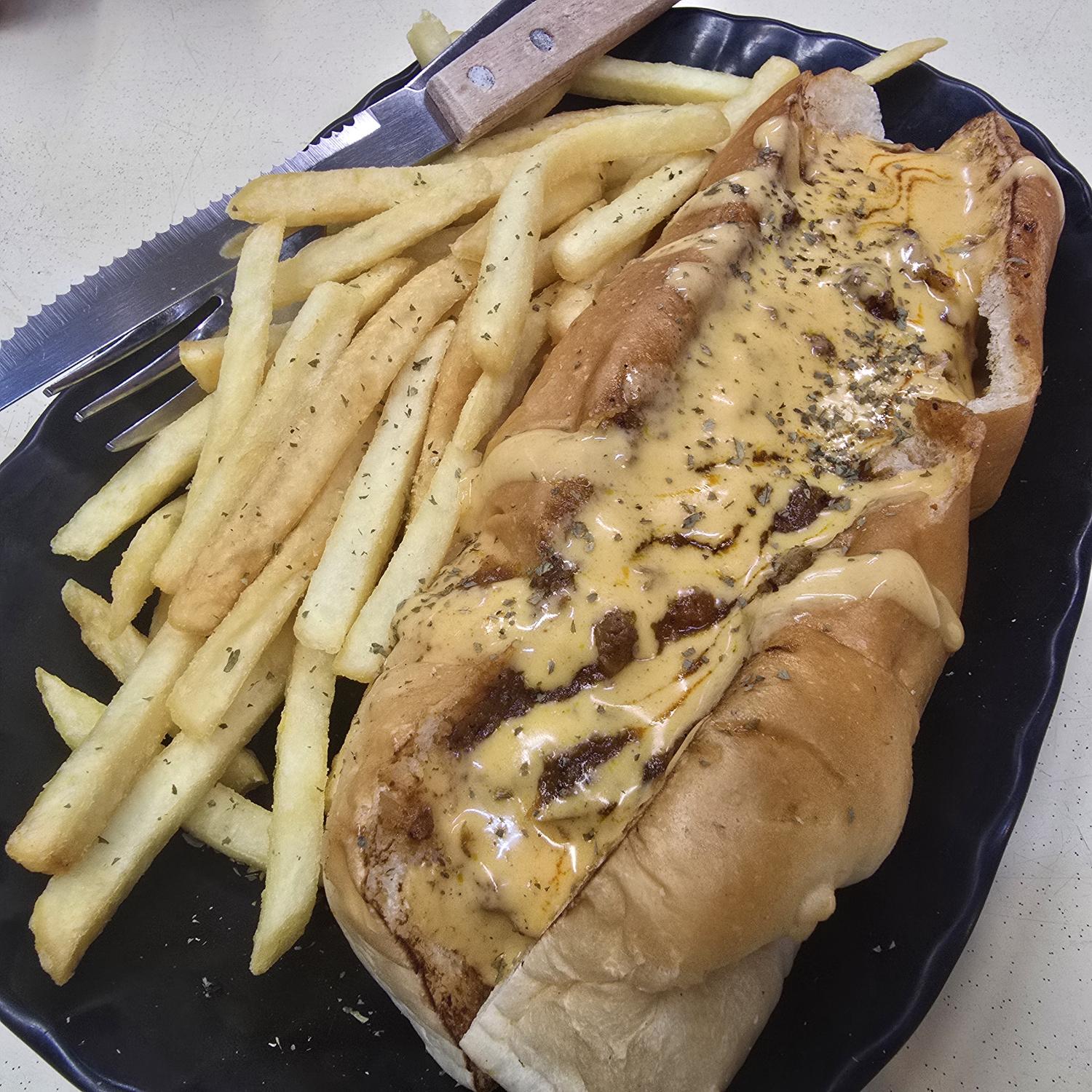 Beef Chilli Cheese Hotdog