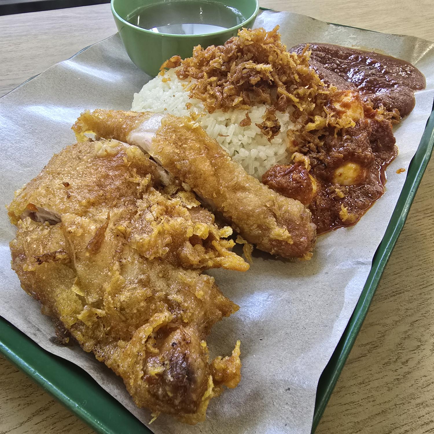 Nasi Ayam Goreng