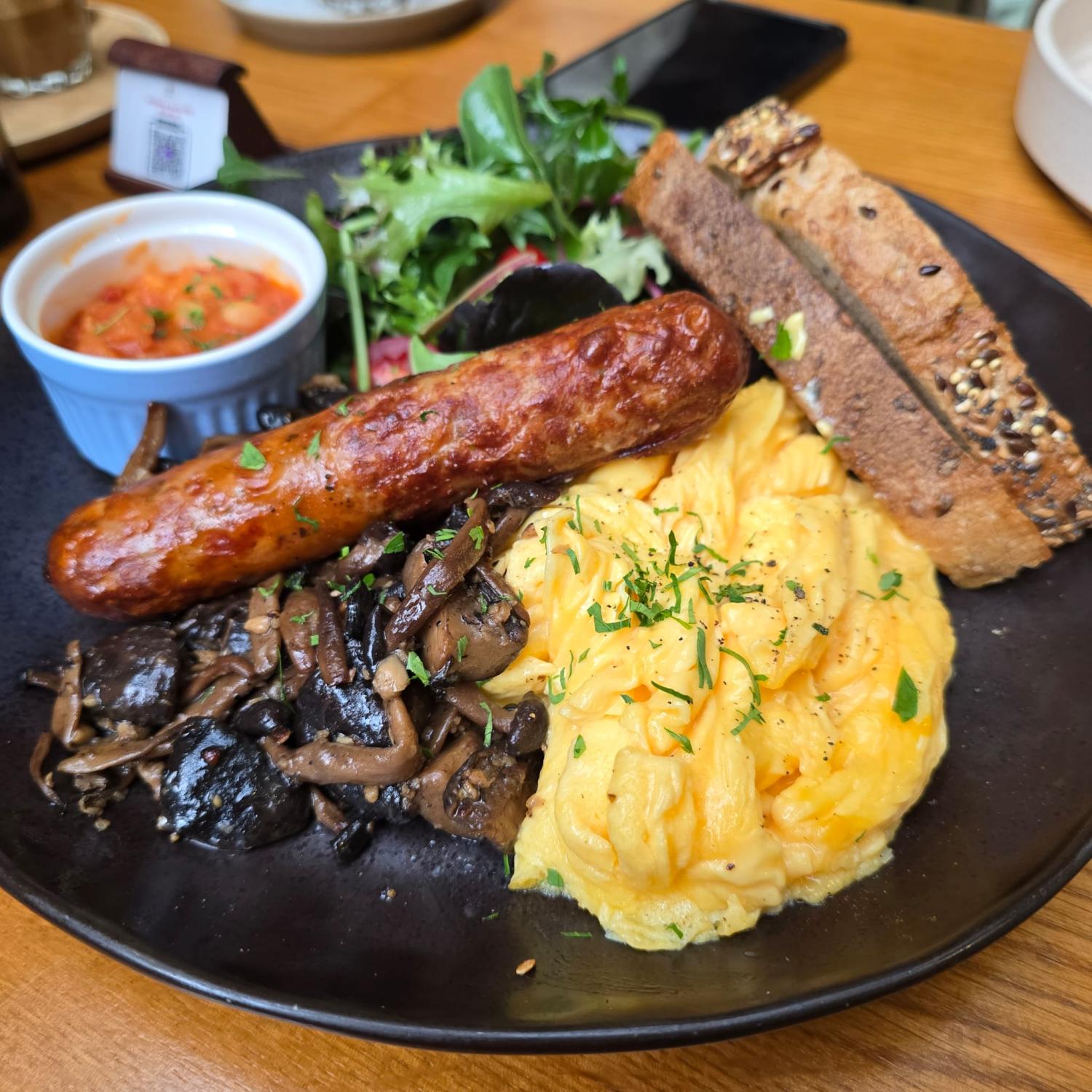 Apricus All Day Big Breakky with Herbed Chicken Sausage