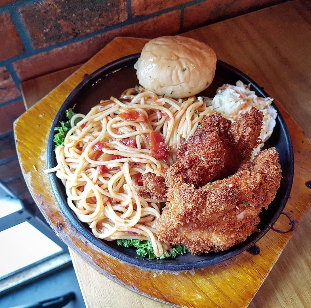 Crunchy Chicken Sizzling Pasta